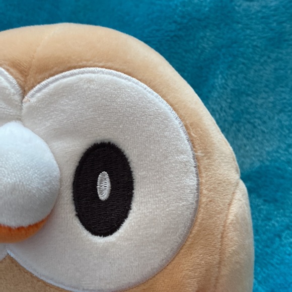 🔴⚪️ Pokémon Rowlet Stuffed Toy ⚪️🔴 - Picture 3 of 16